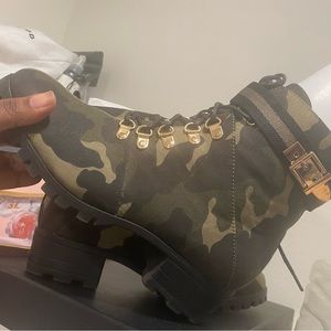 Camouflage booties